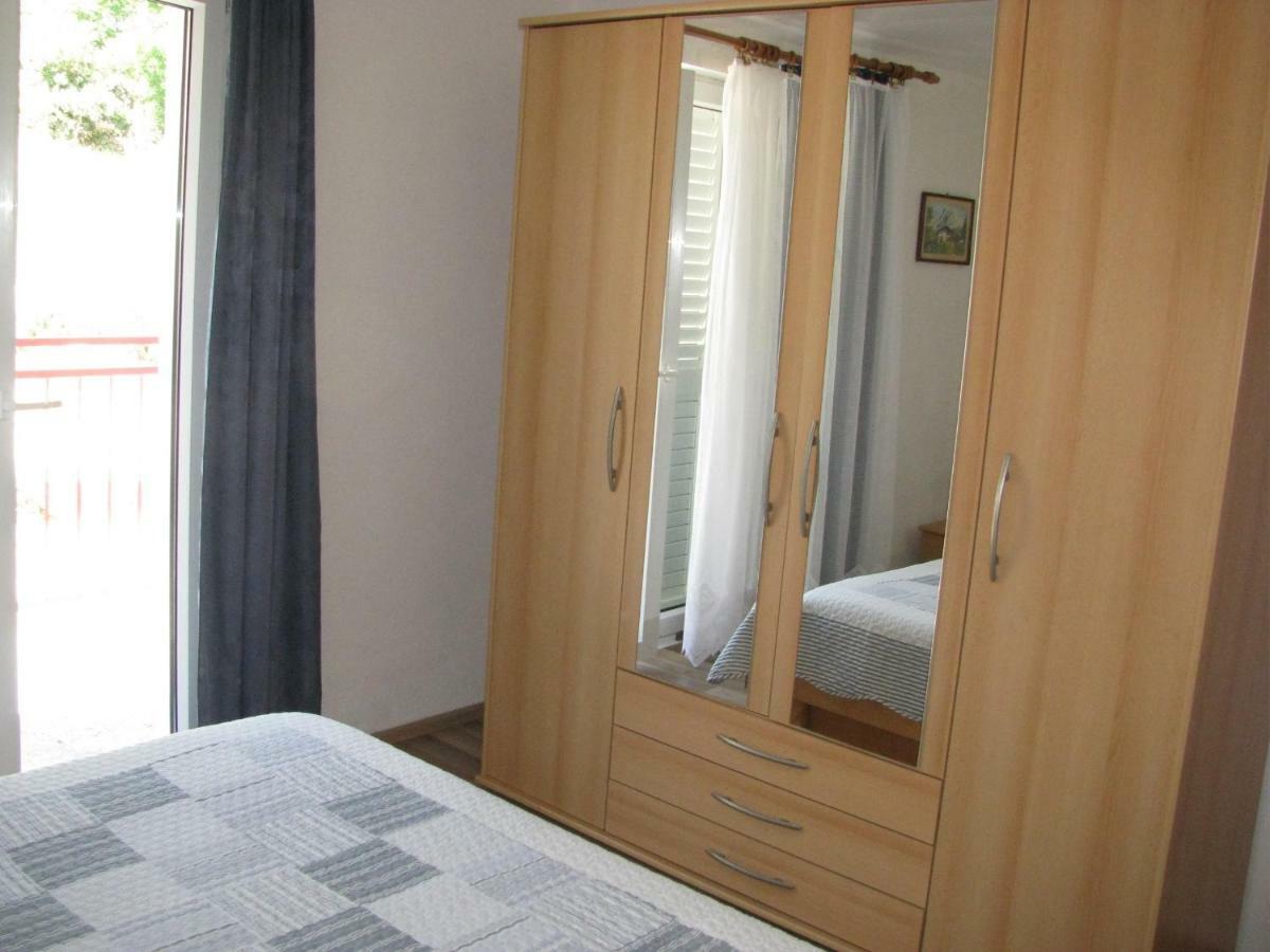 Apartments Sparada Mladen Grebaštica Buitenkant foto